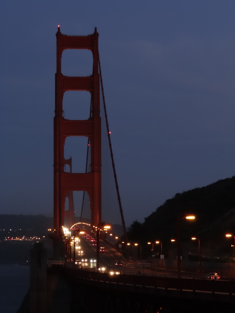 Golden Gate Bridge by night